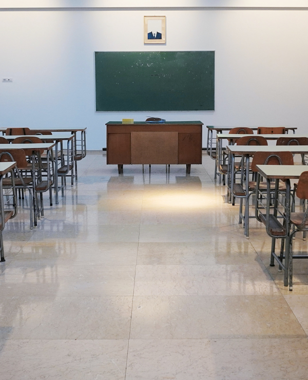 aula con banchi